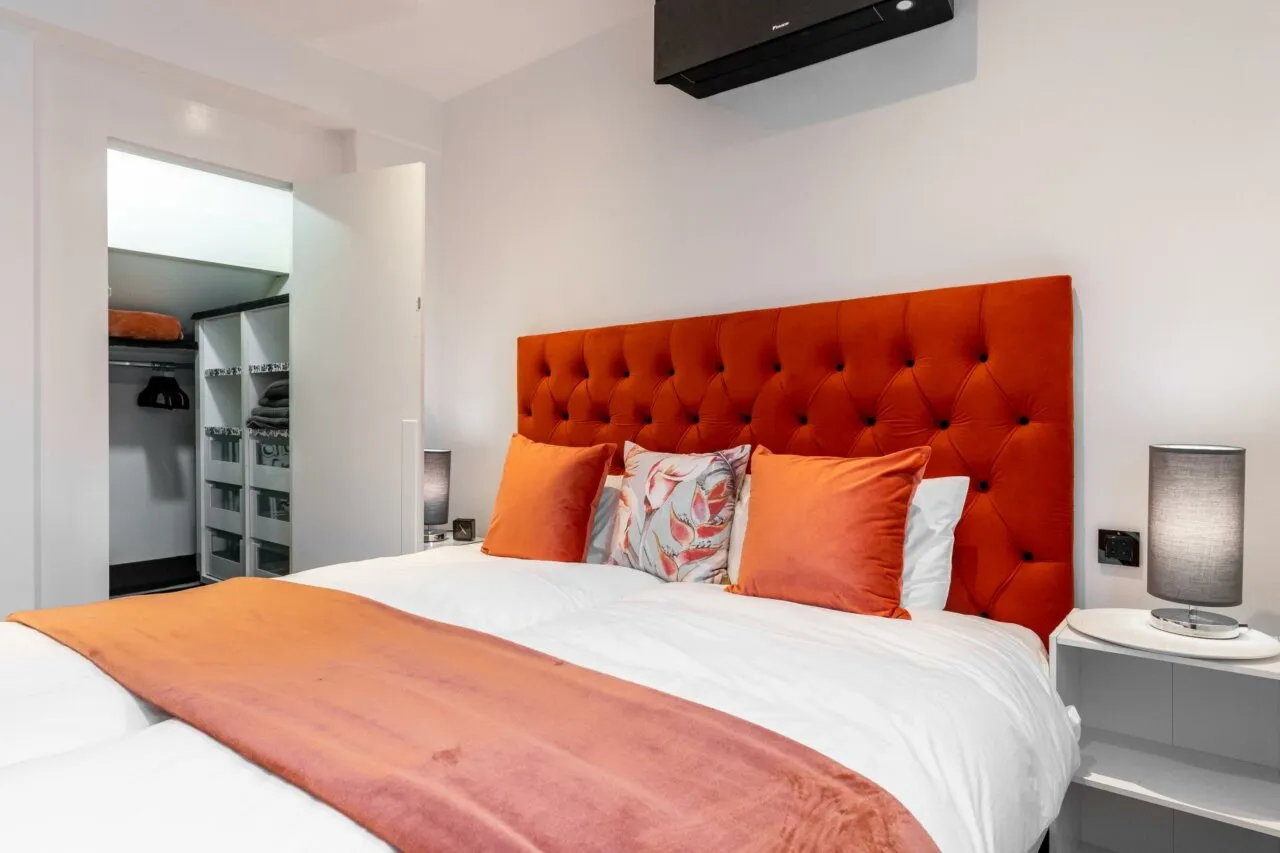 property_[object Object]_18