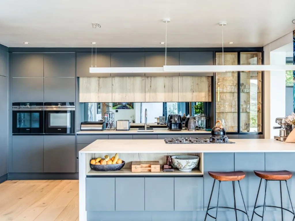 property_[object Object]_10