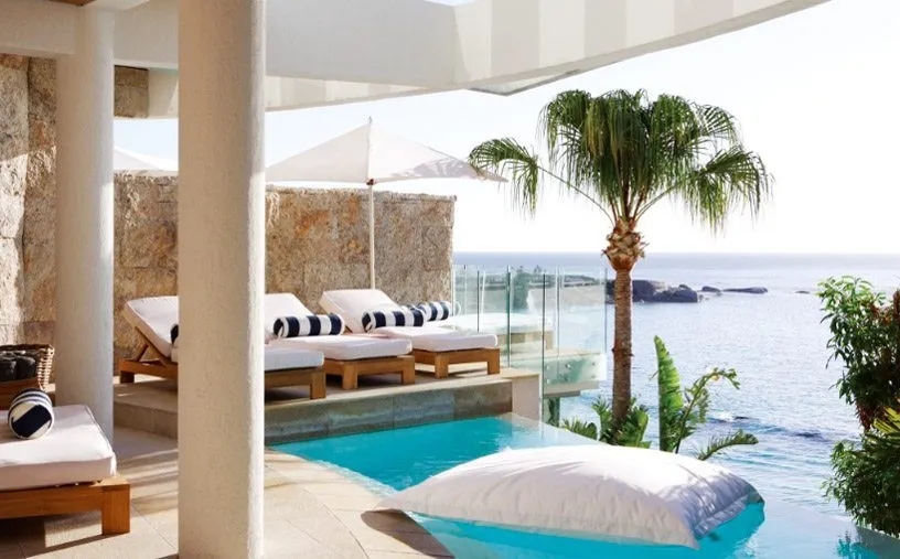 Molori Villa, Clifton