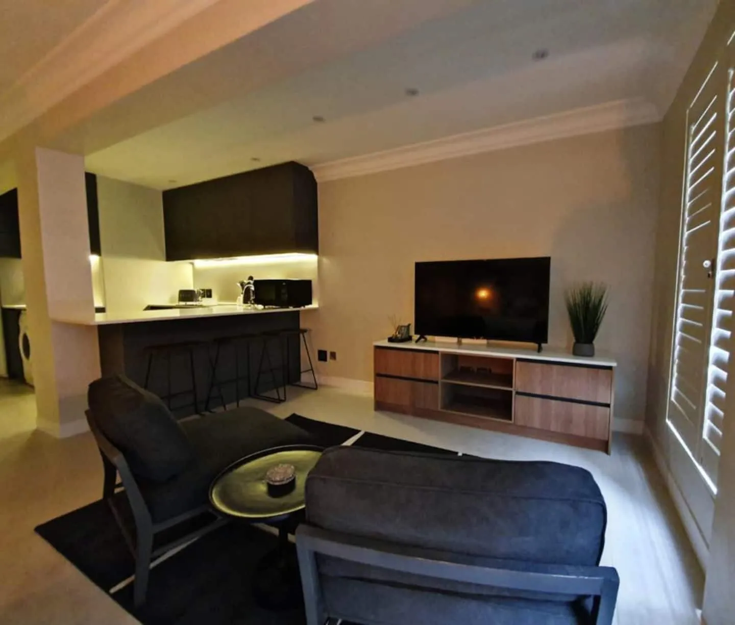 property_[object Object]_6