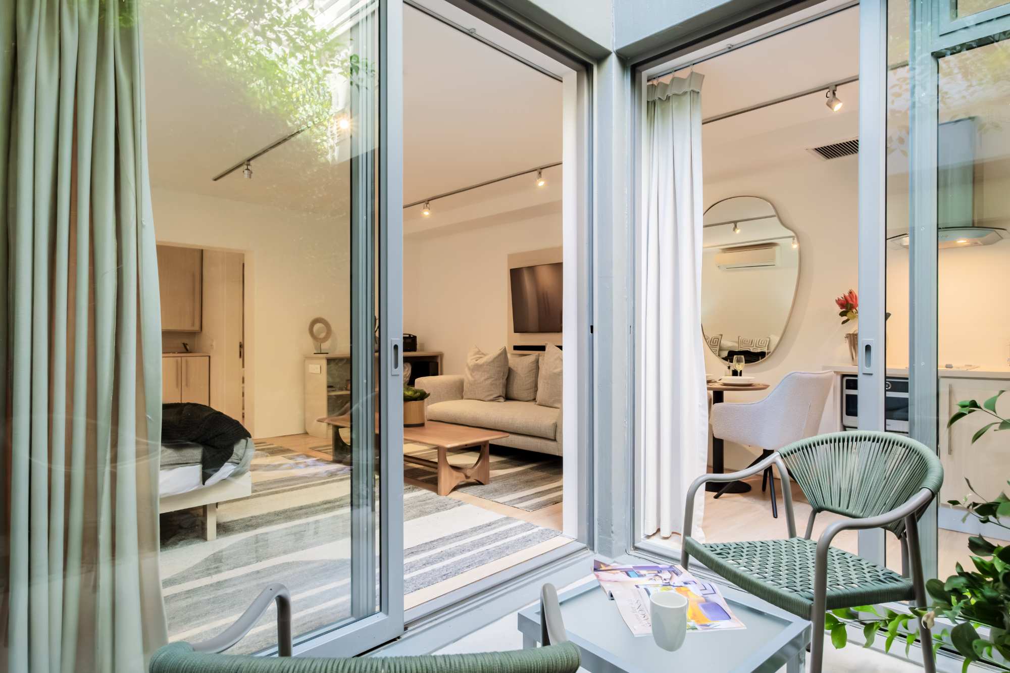 property_[object Object]_15