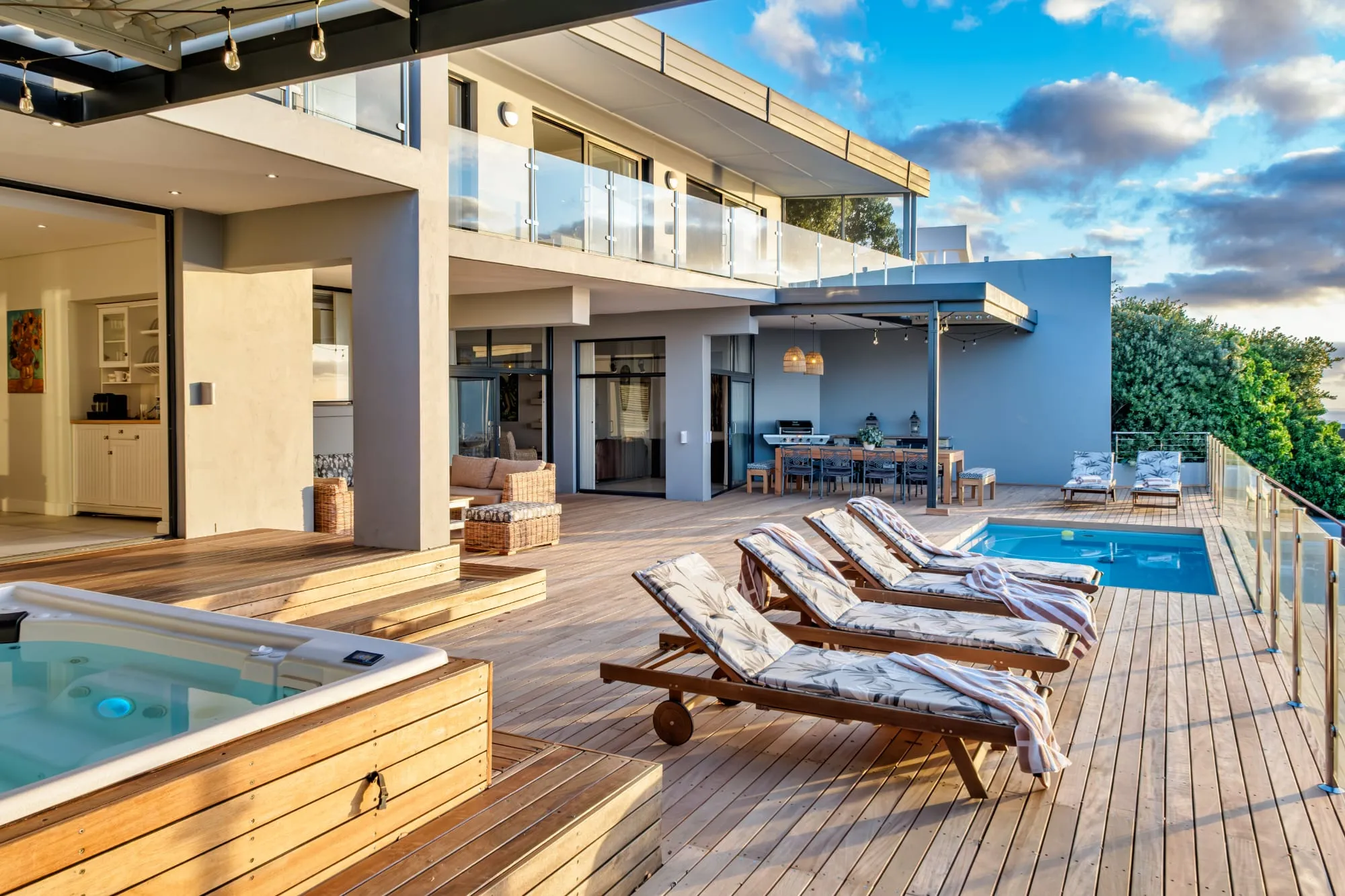 Spindrift, Camps Bay