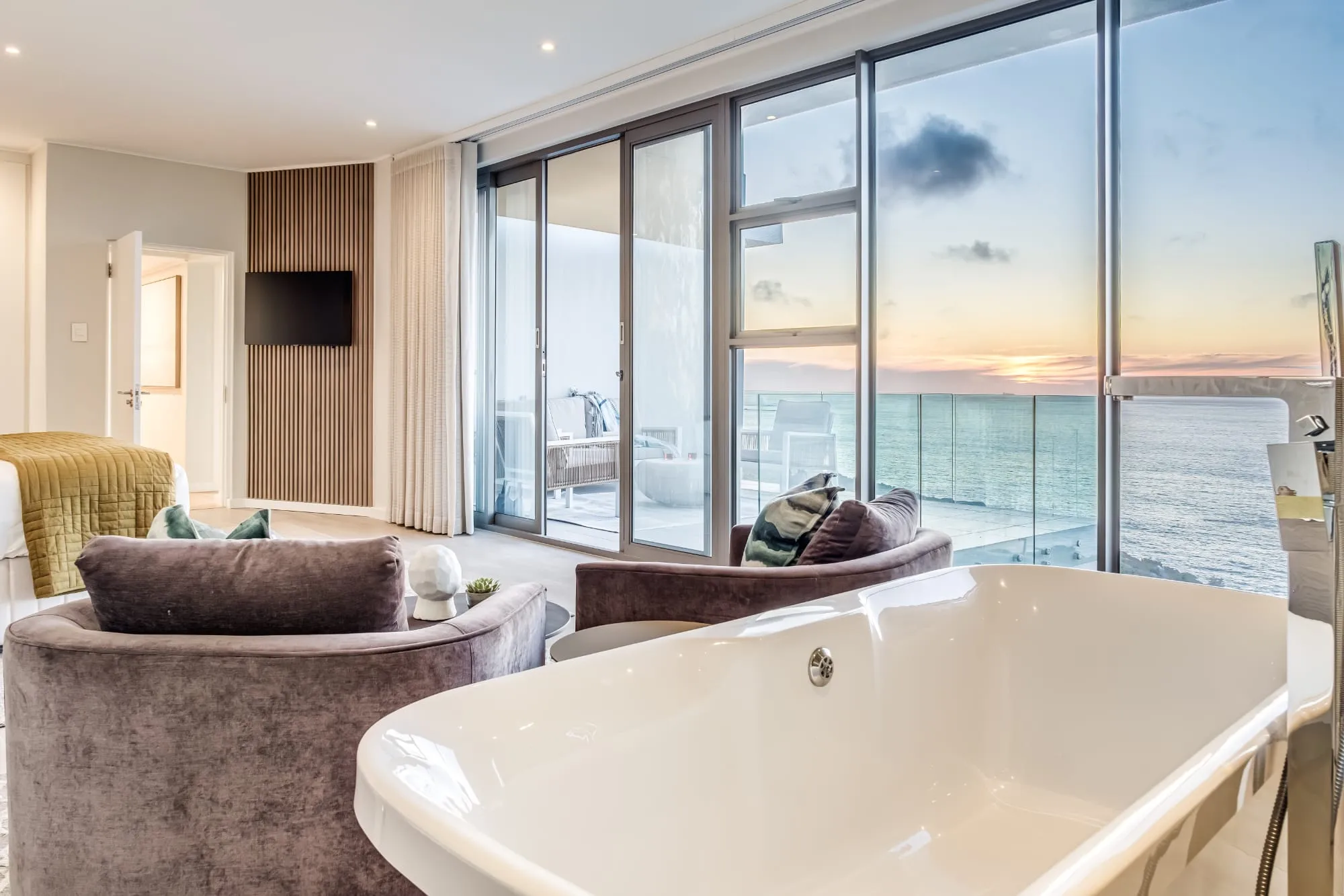 property_[object Object]_24