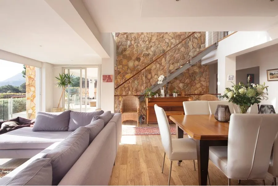 property_[object Object]_9