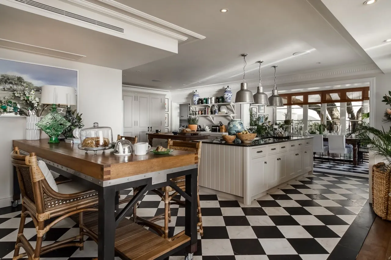 property_[object Object]_8