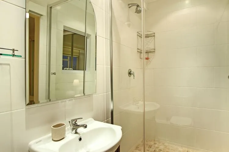 property_[object Object]_5