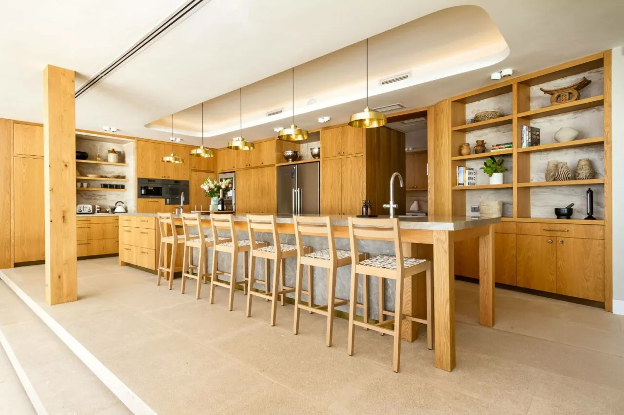 property_[object Object]_37