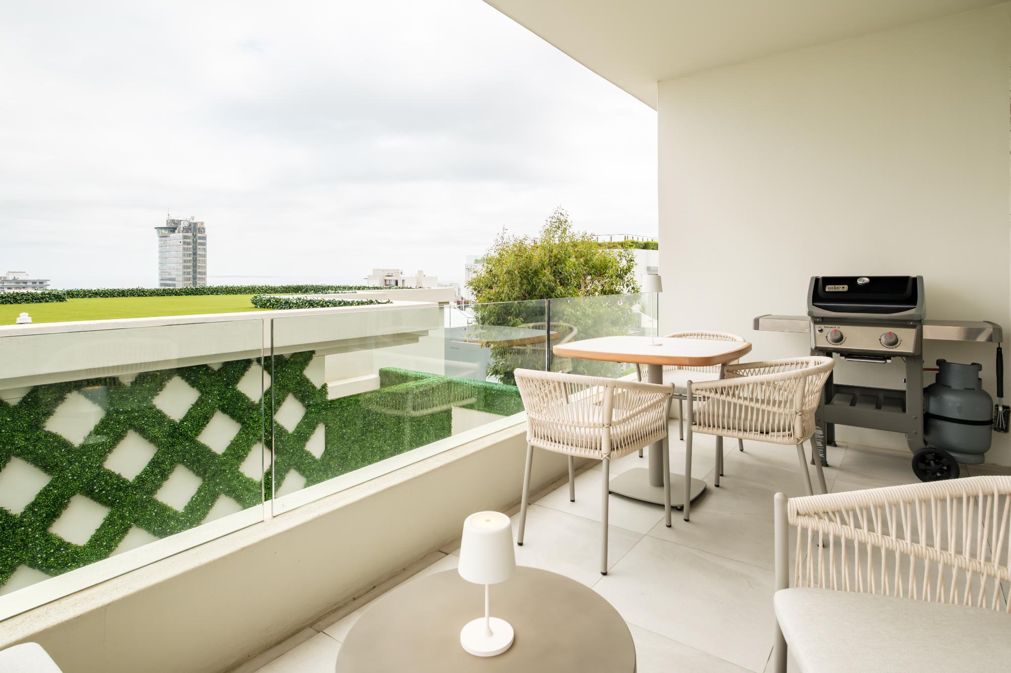 property_[object Object]_6