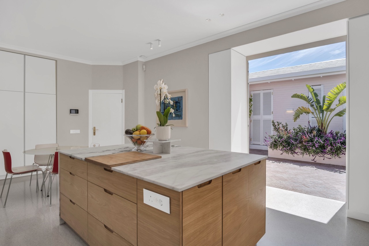 property_[object Object]_16