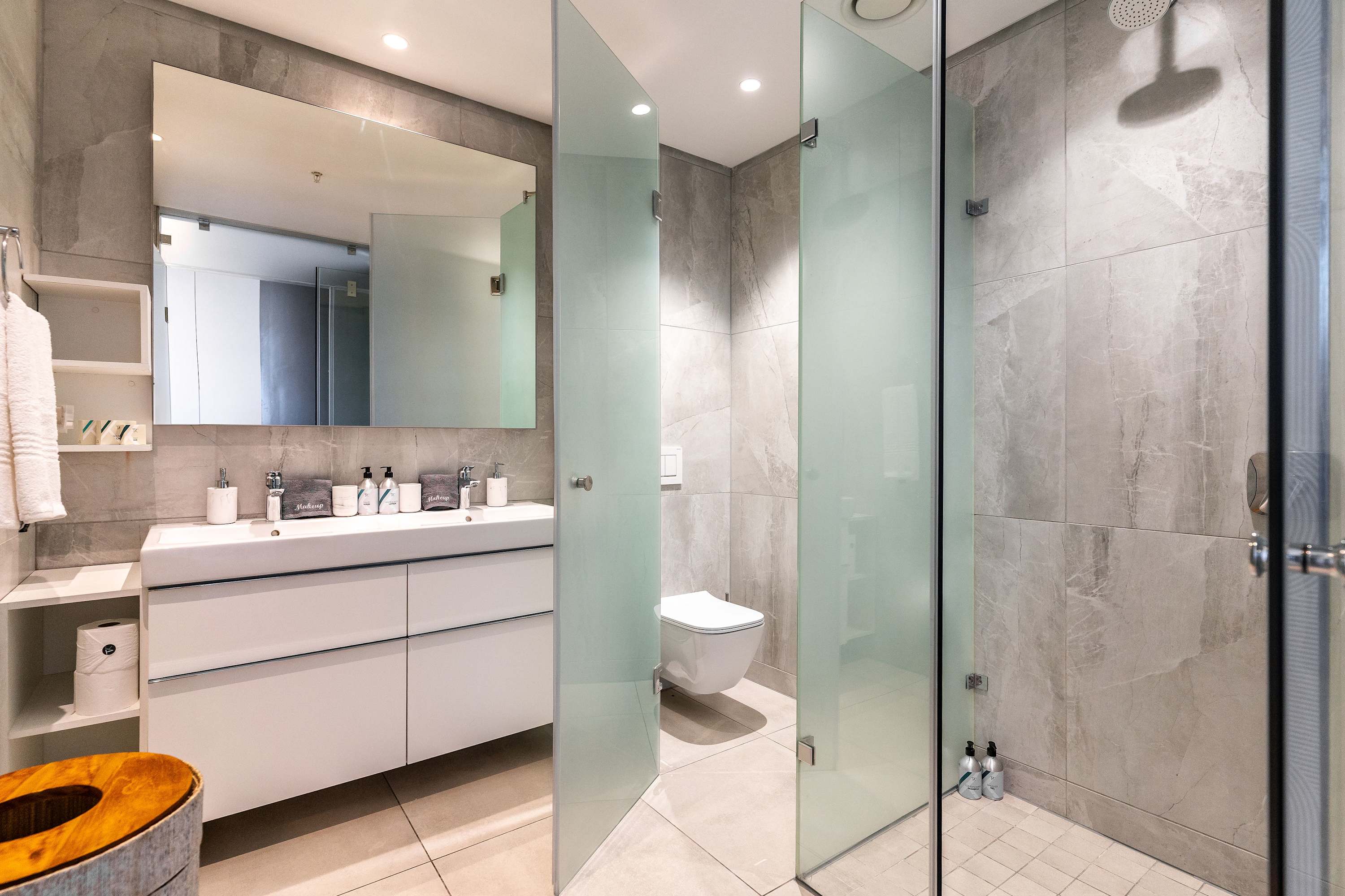 property_[object Object]_17