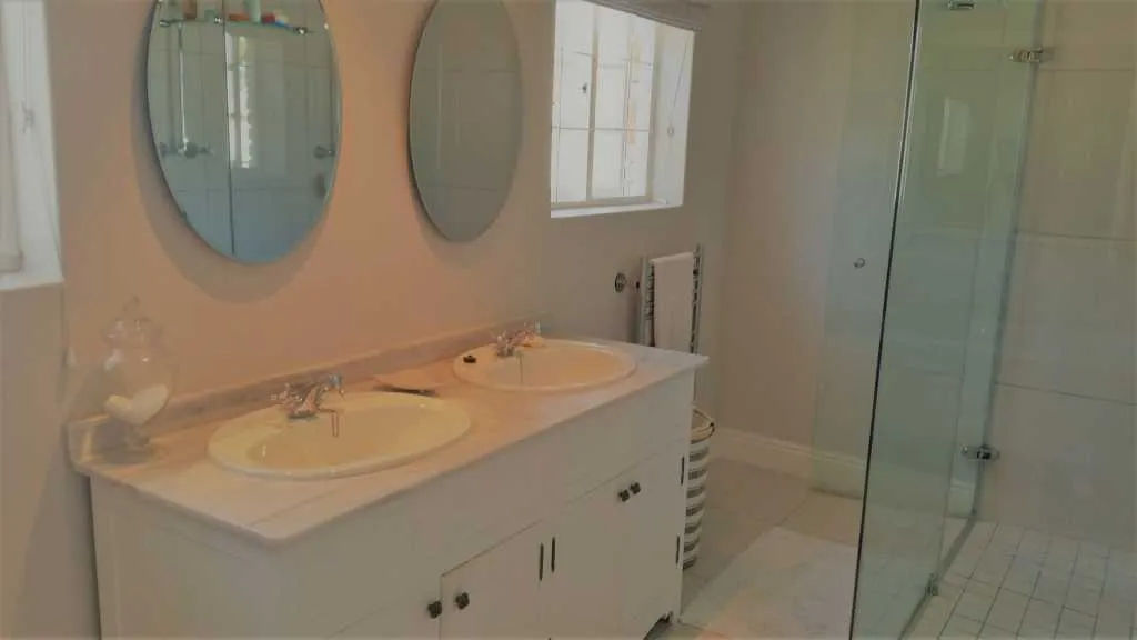 property_[object Object]_11