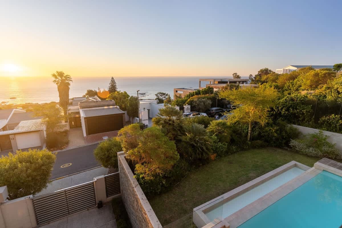 property_[object Object]_10