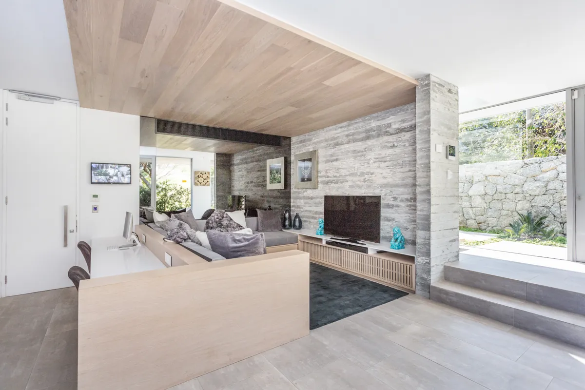 property_[object Object]_17