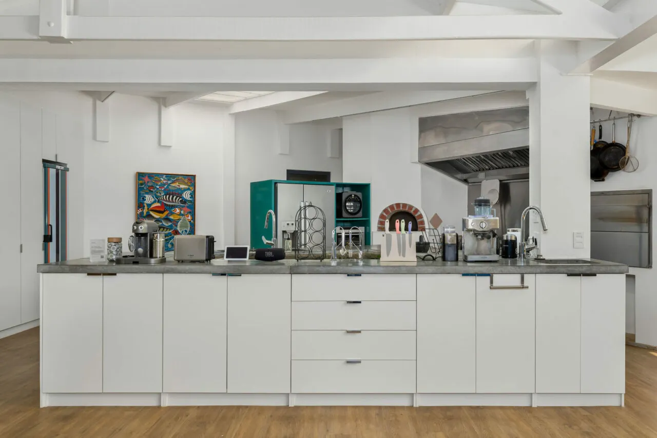 property_[object Object]_16