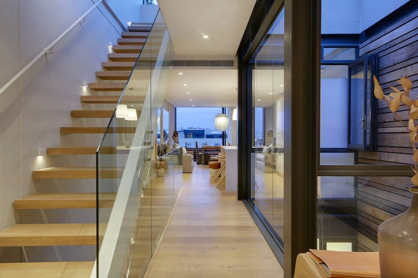 property_[object Object]_7