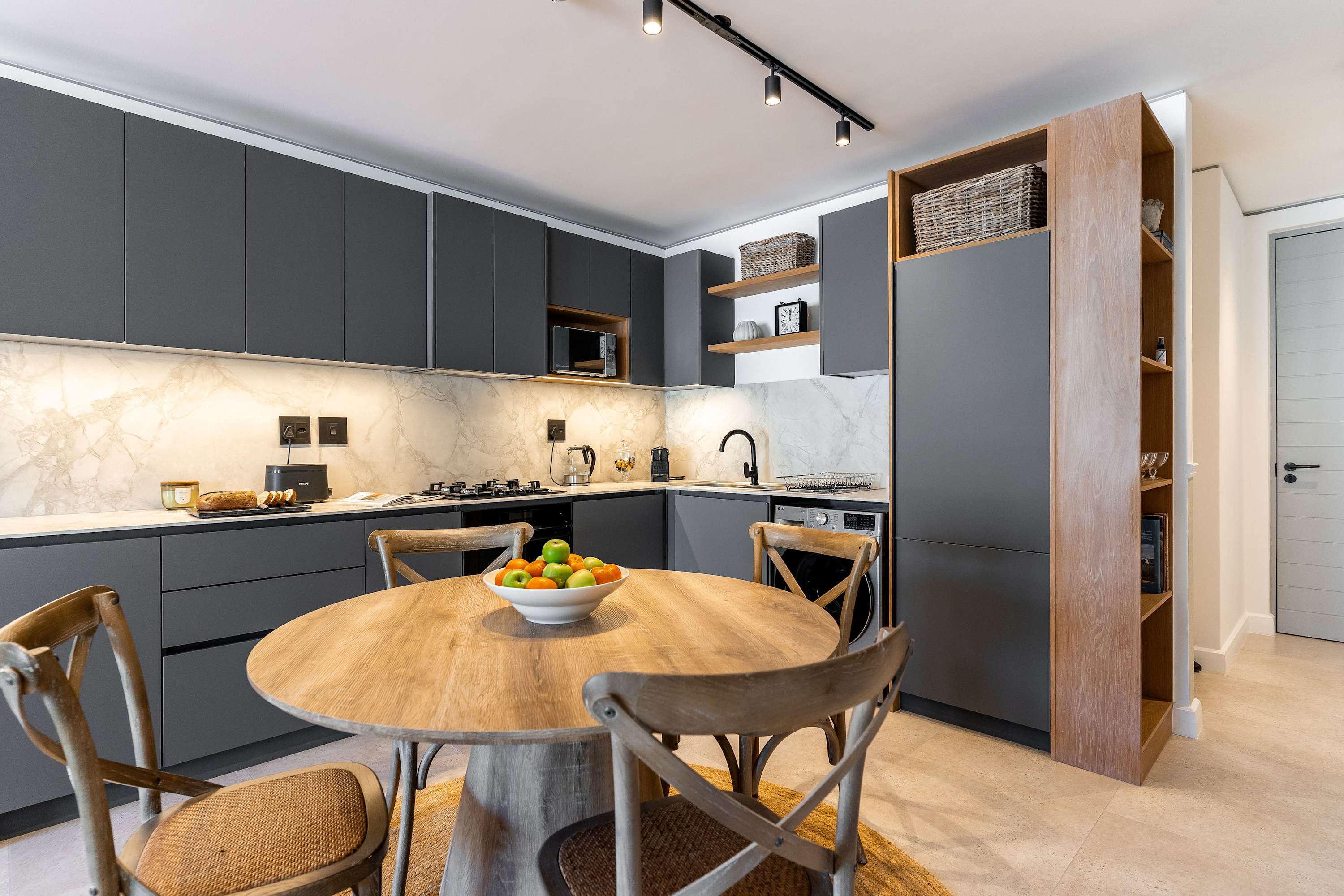 property_[object Object]_10