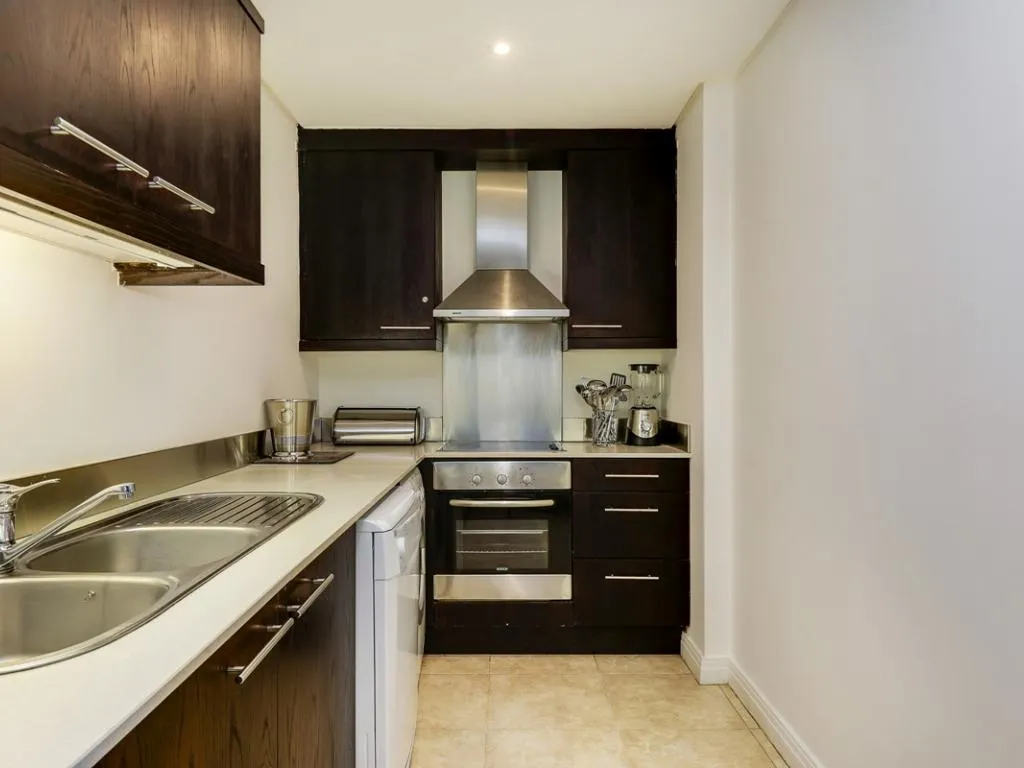 property_[object Object]_12