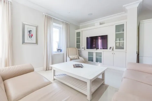 property_[object Object]_13