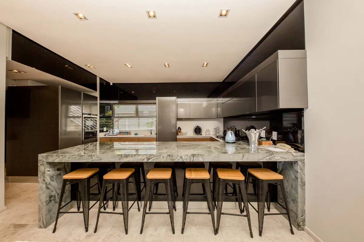 property_[object Object]_26