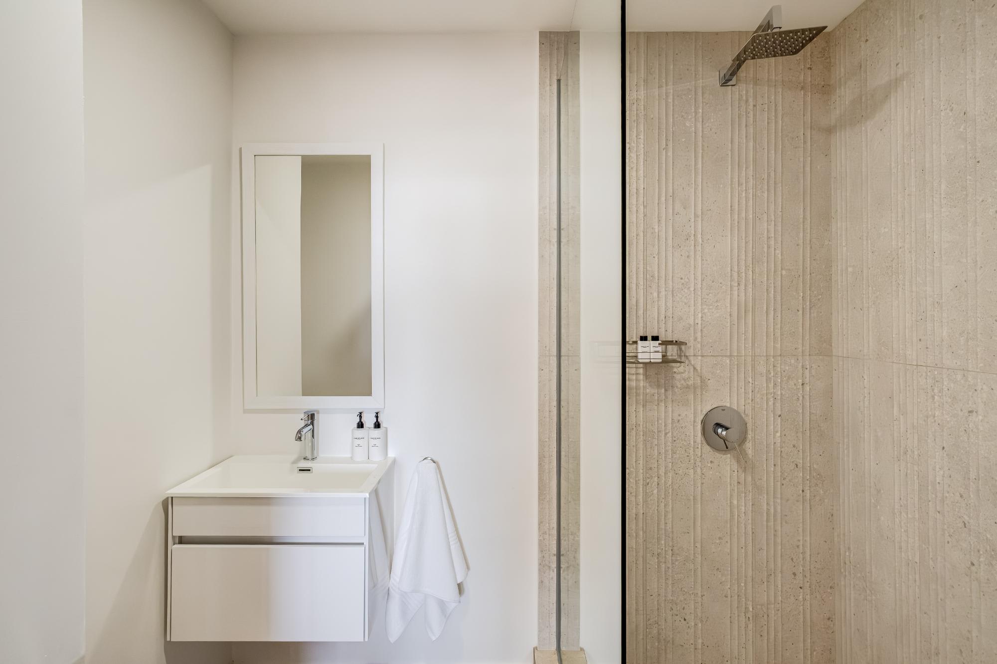 property_[object Object]_45