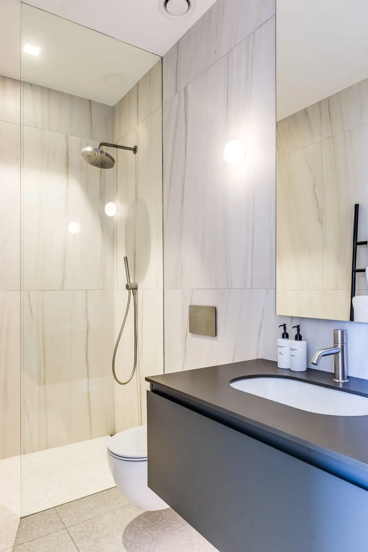 property_[object Object]_19