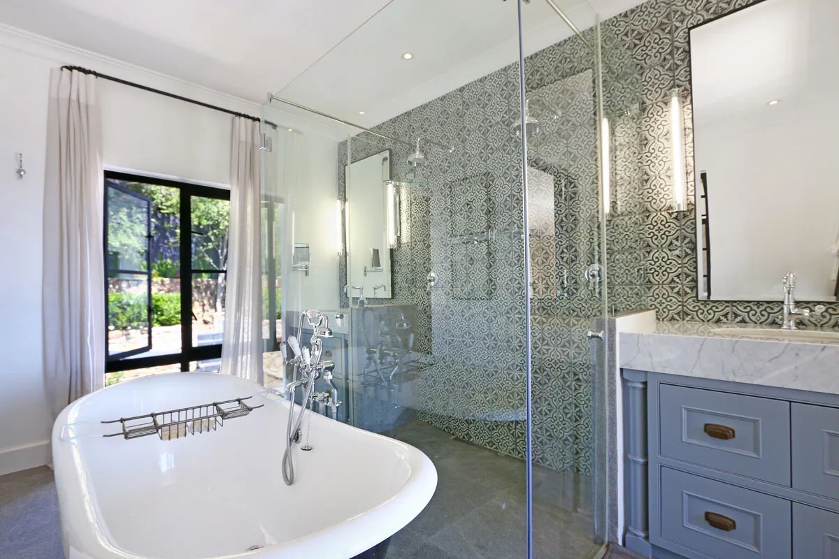 property_[object Object]_10