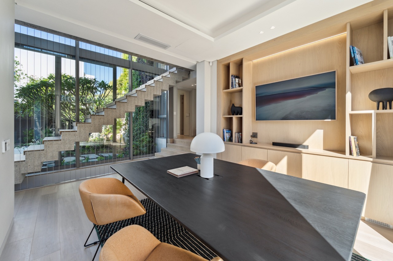 property_[object Object]_26