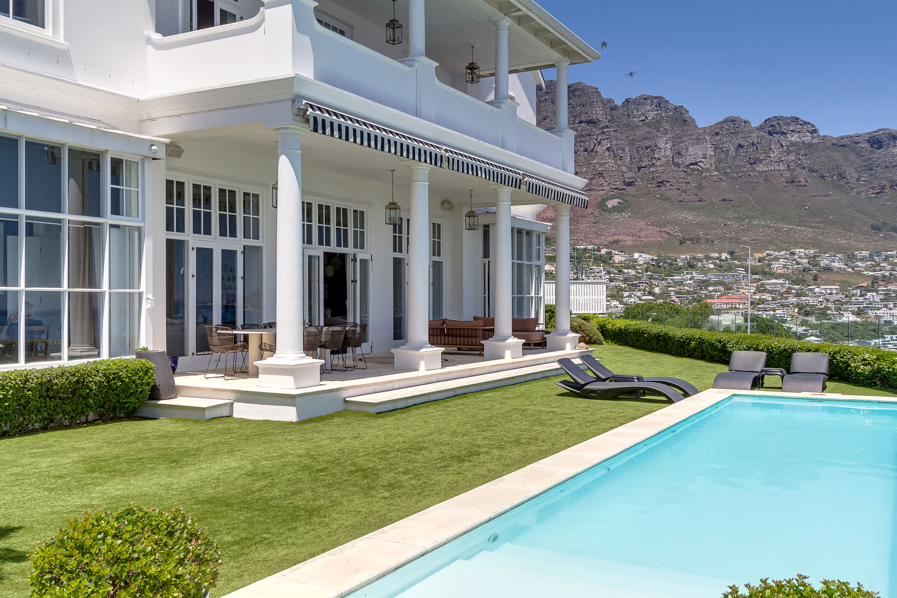 property_[object Object]_12