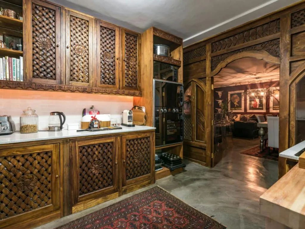 property_[object Object]_10