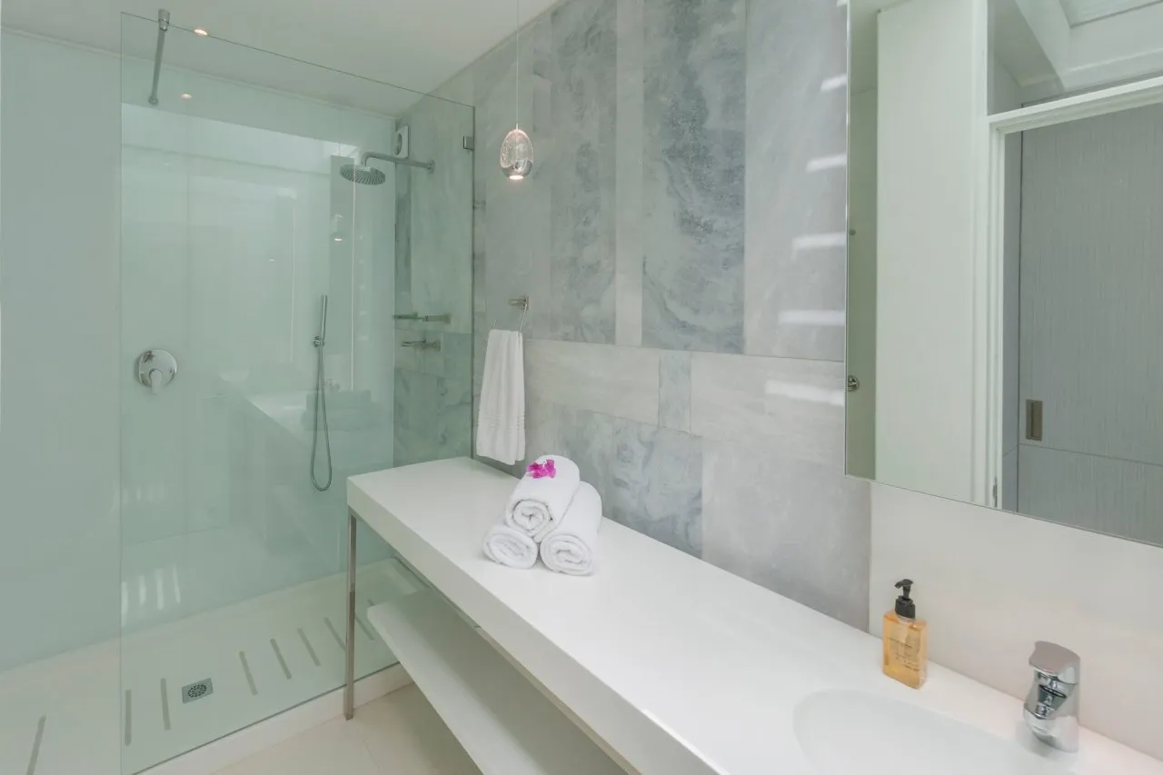 property_[object Object]_10