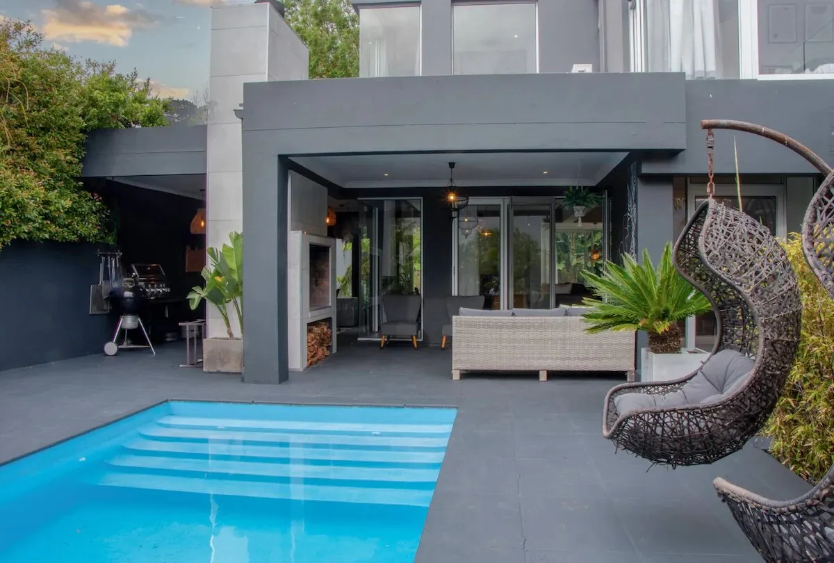 property_[object Object]_10