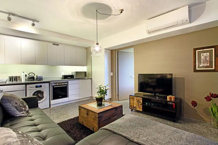 The Odyssey Apartment, Green Point