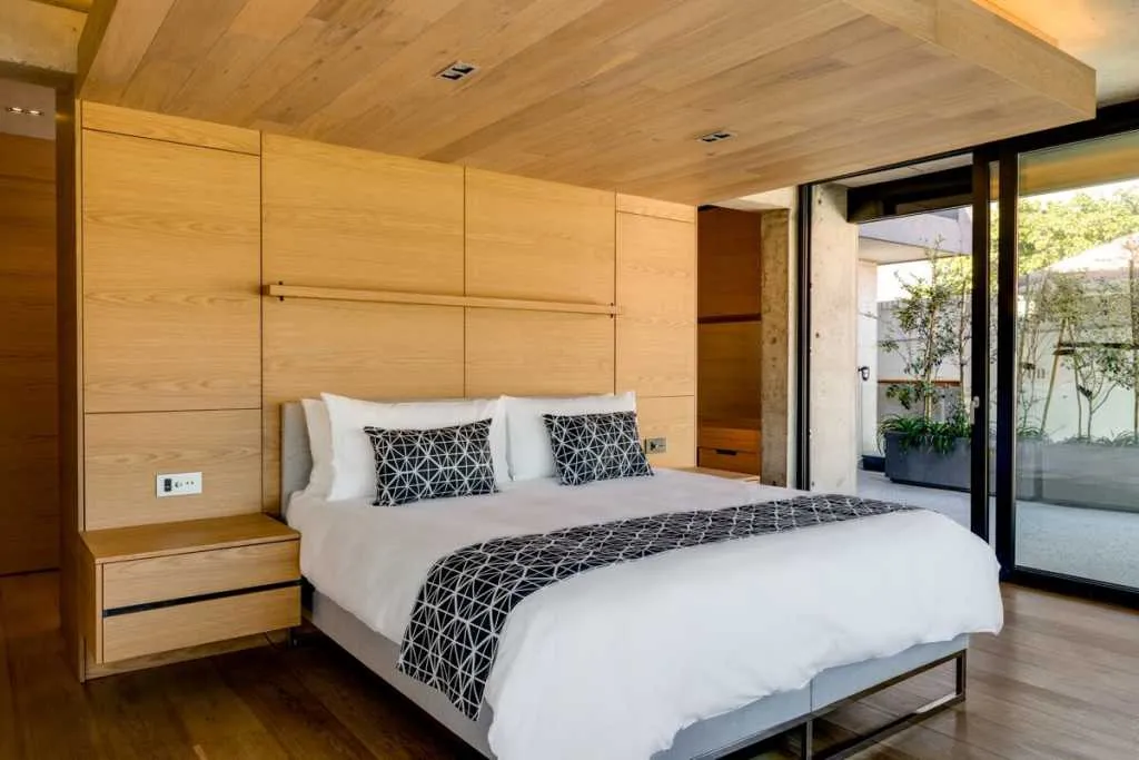 property_[object Object]_10