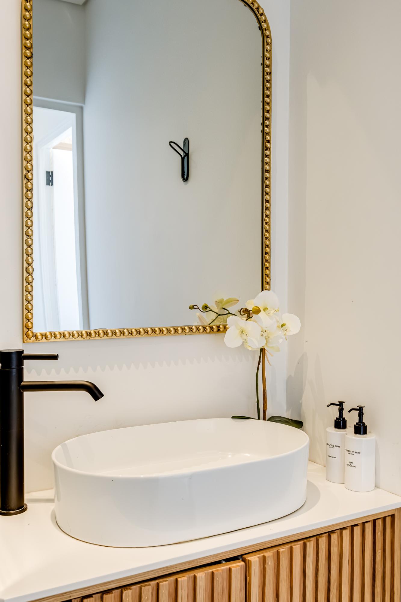 property_[object Object]_12