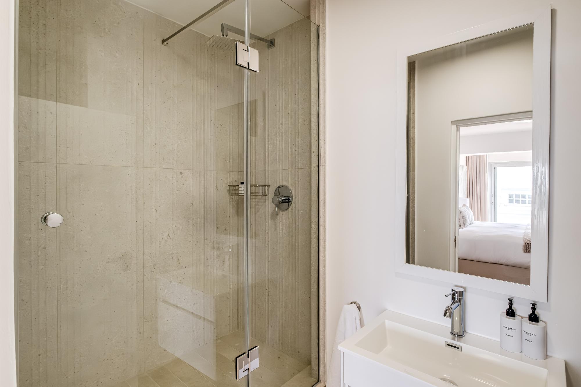 property_[object Object]_43