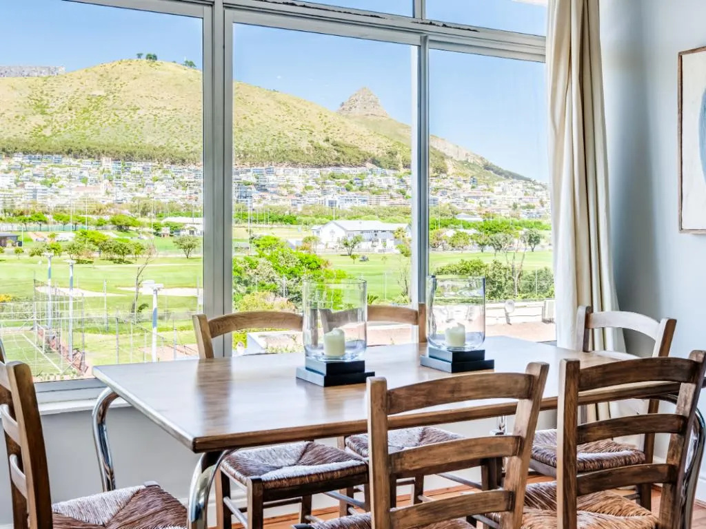 Fairway Heaven, Mouille Point
