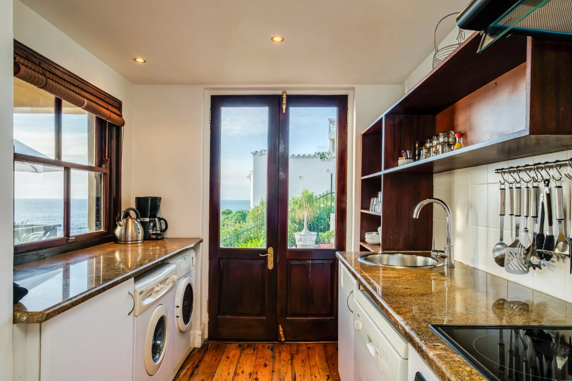 property_[object Object]_12