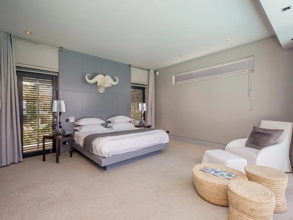 property_[object Object]_12