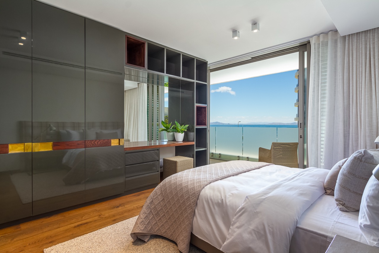 property_[object Object]_12