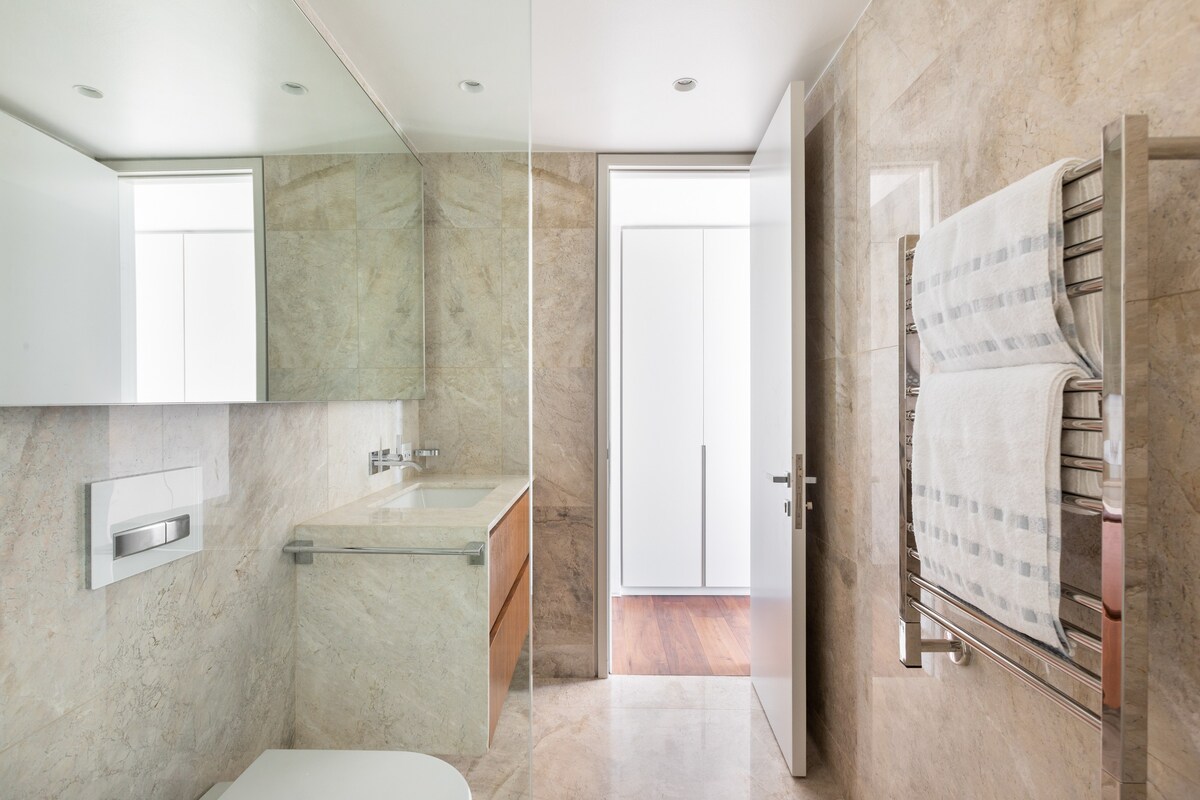 property_[object Object]_28