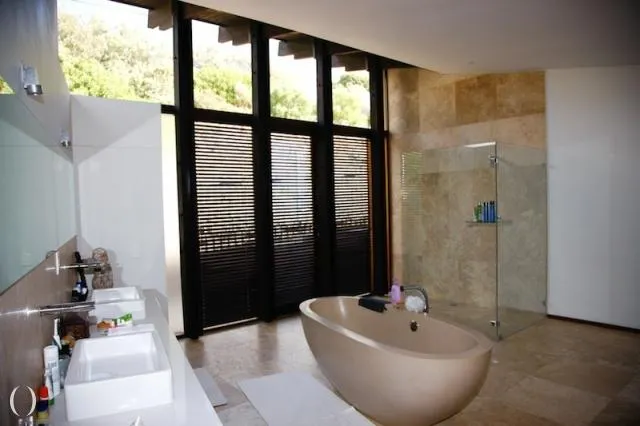 property_[object Object]_9