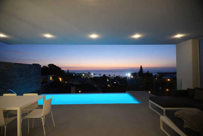 Atlantica, Camps Bay