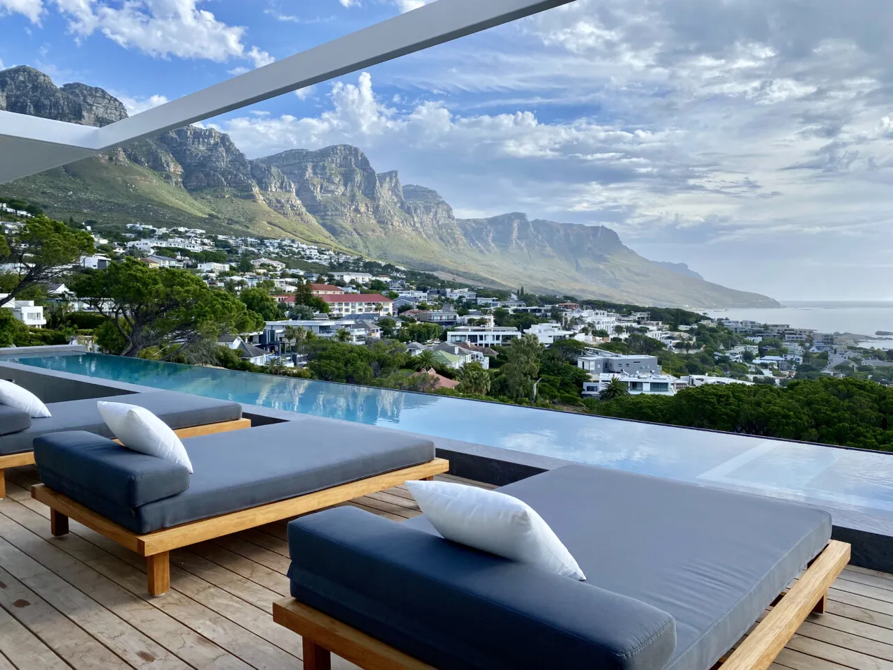Epic Penthouse, Camps Bay