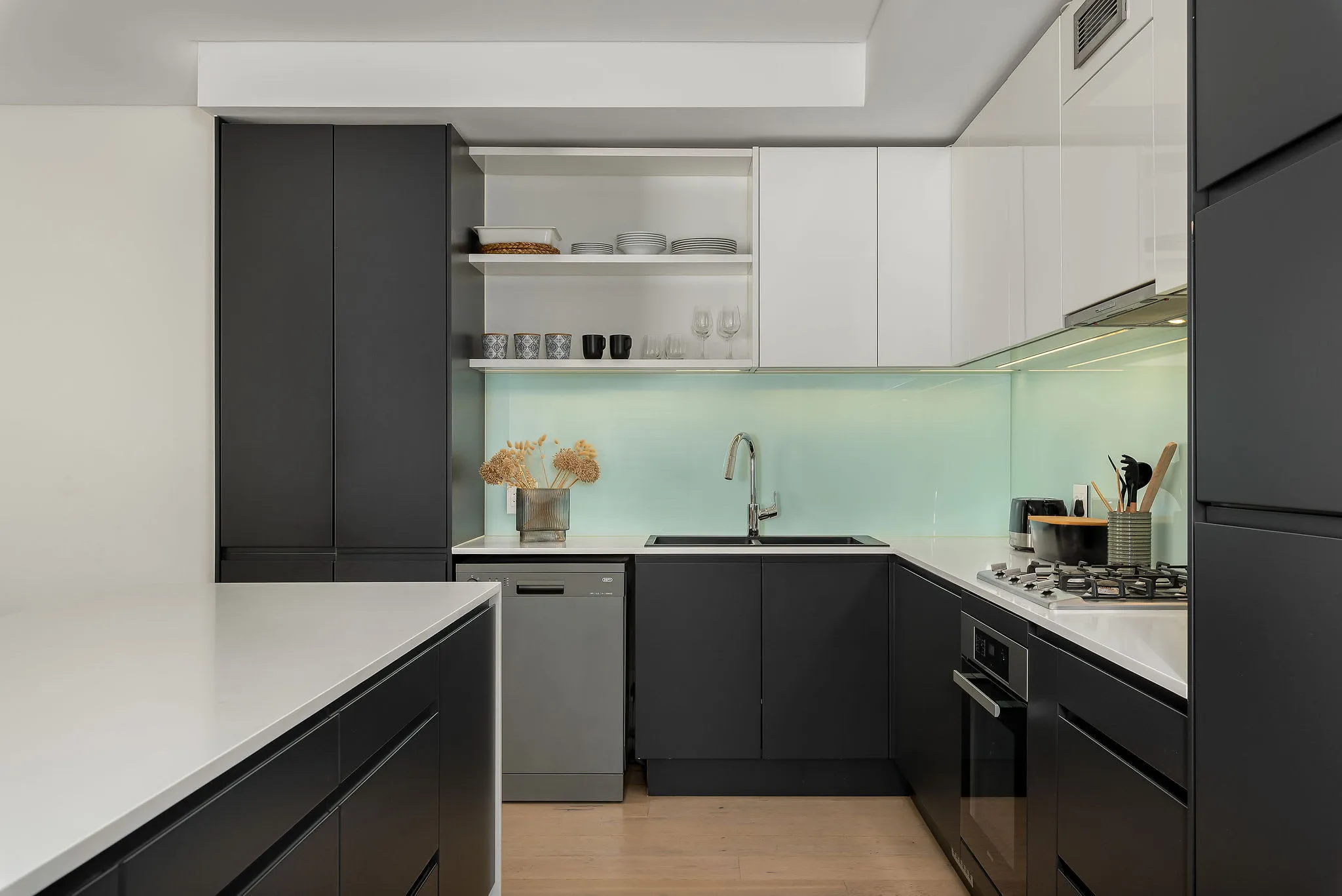 property_[object Object]_4