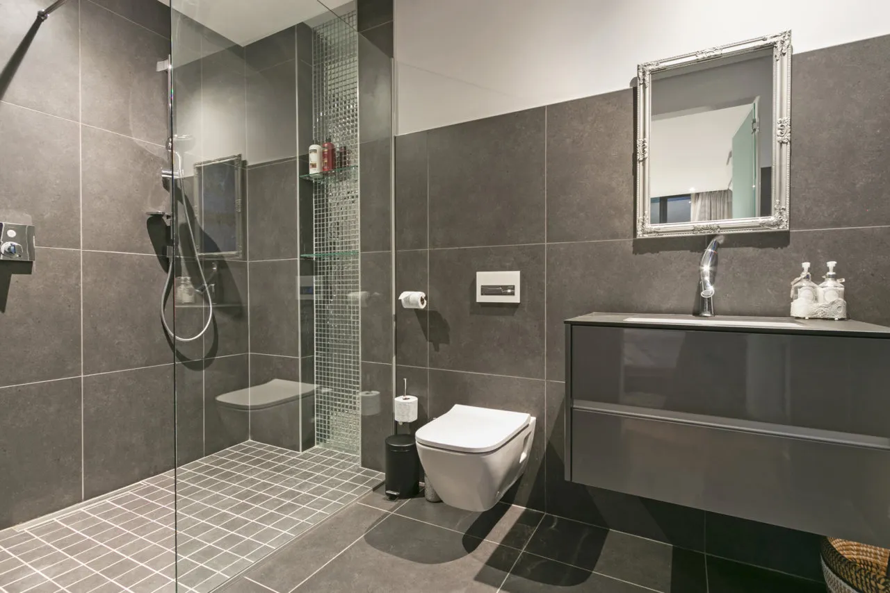 property_[object Object]_28