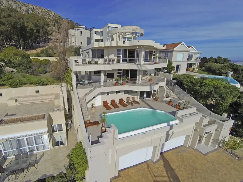 Villa Kali, Bantry Bay
