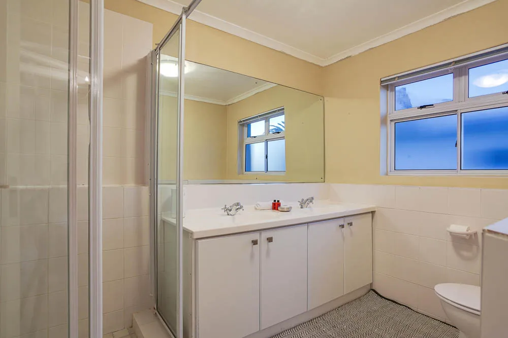 property_[object Object]_6