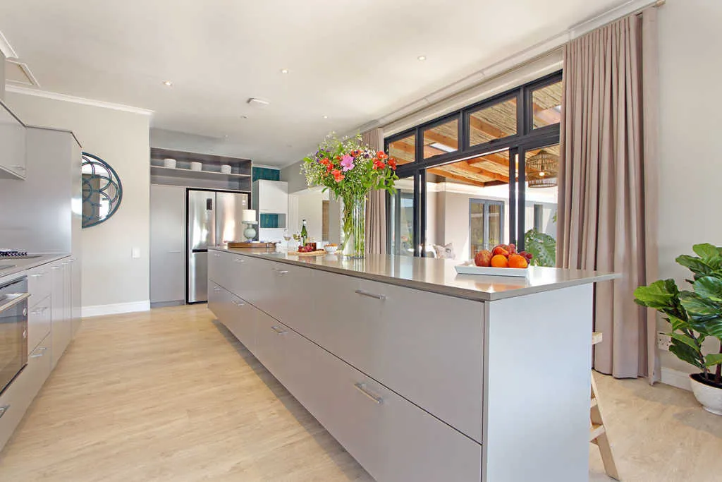 property_[object Object]_4