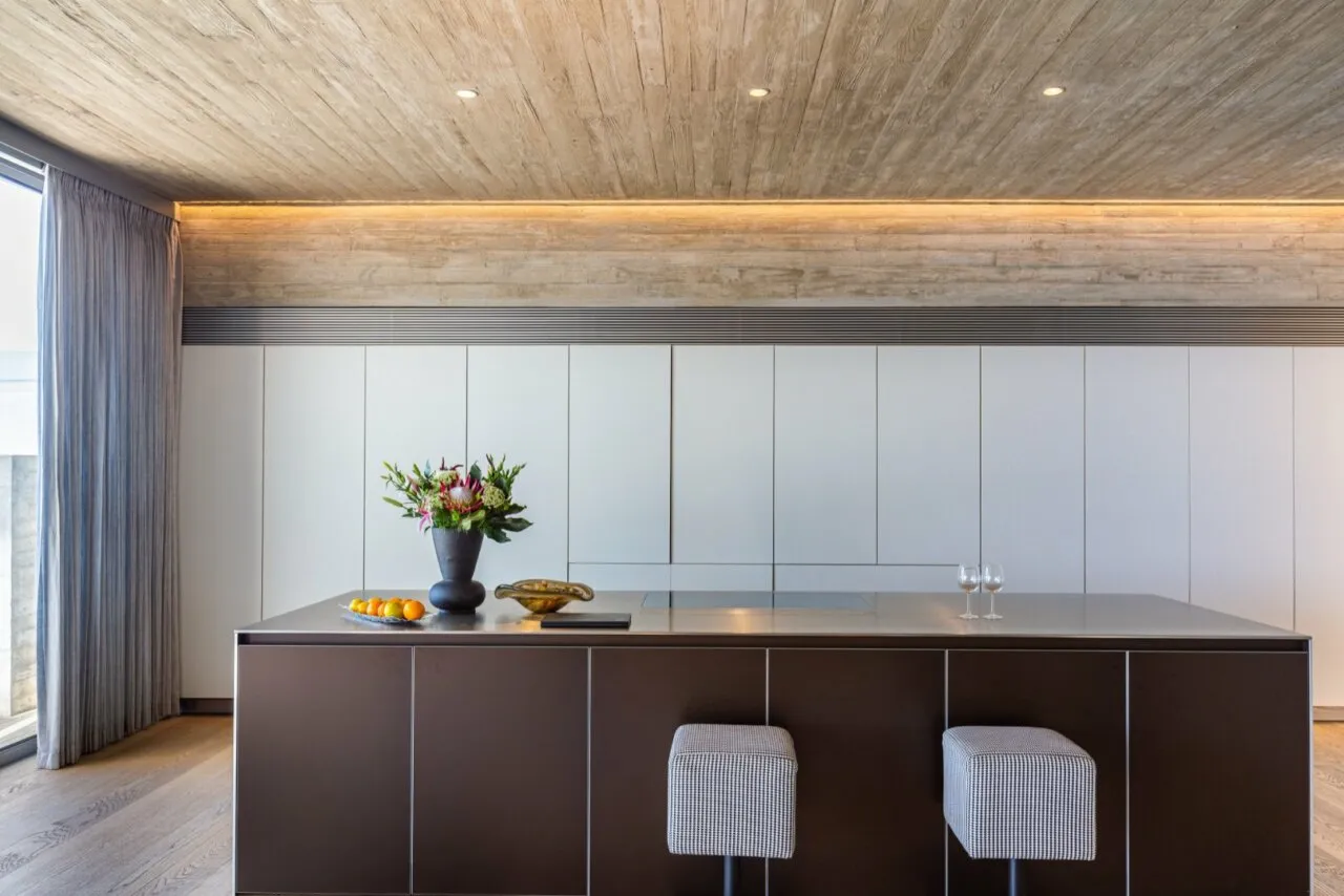 property_[object Object]_13