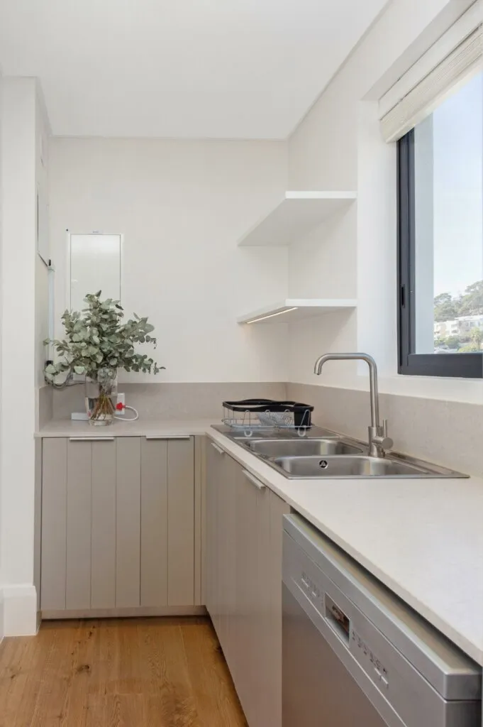 property_[object Object]_15